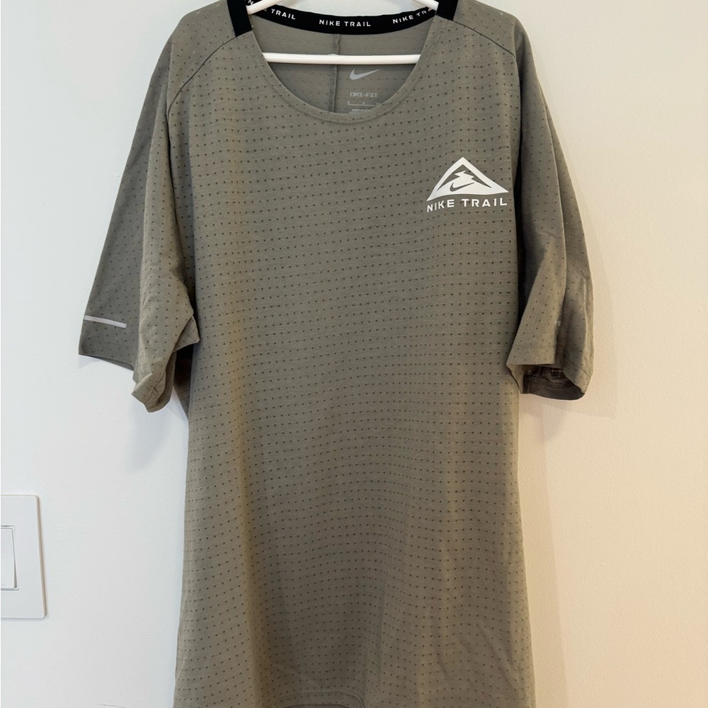 Nike Trail Men’s Shirt